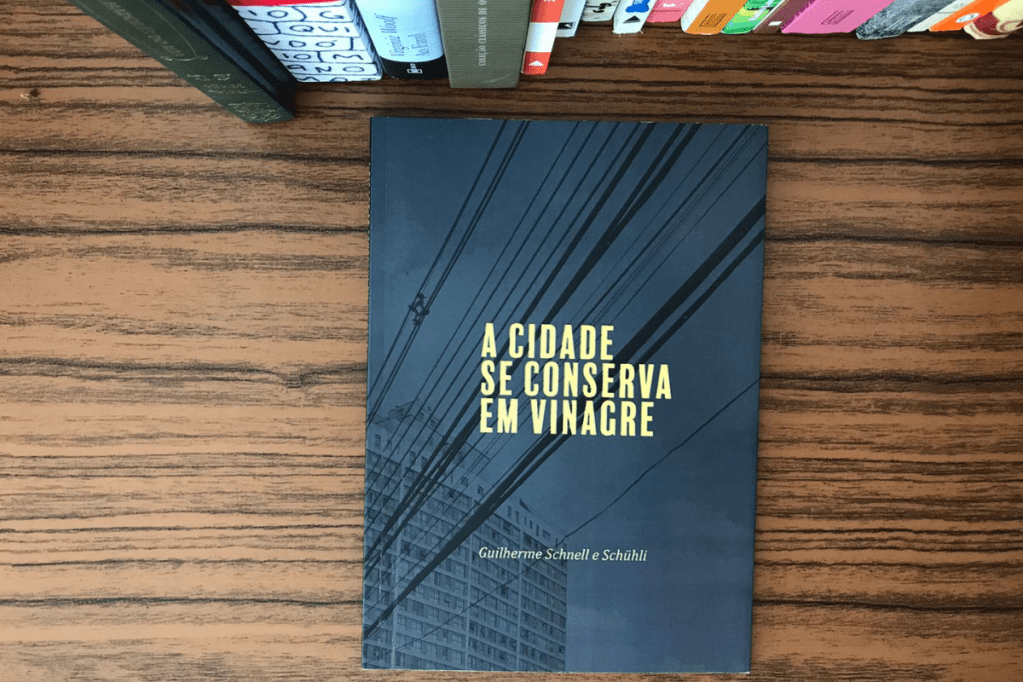 Poesia: Guardar o tempo, desbravando a&nbsp;cidade