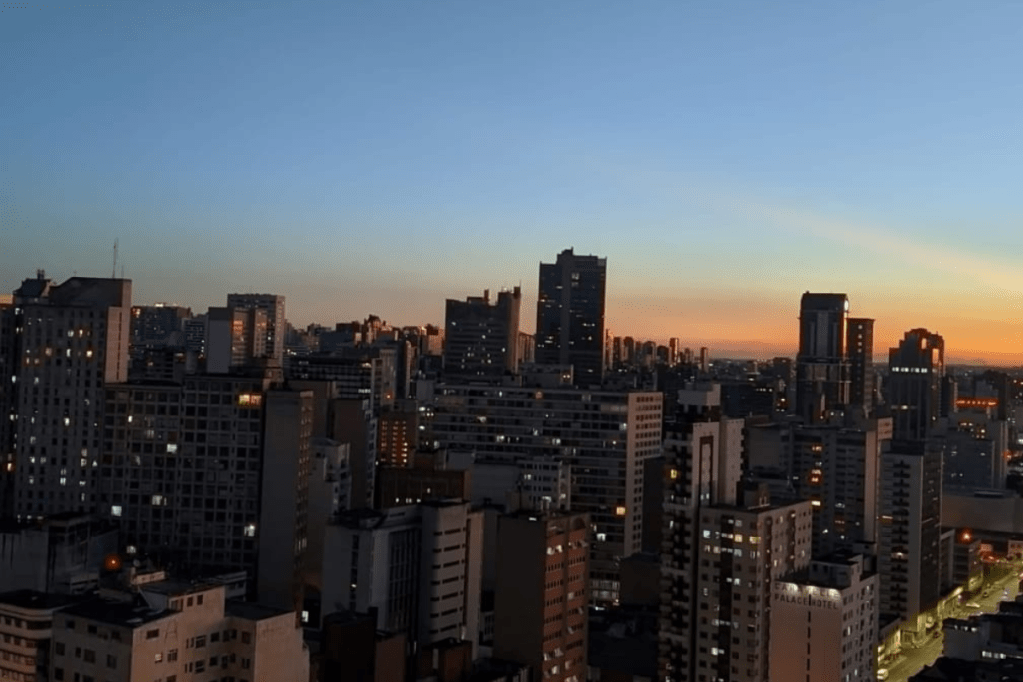 Coluna Vi(s)agens: O vulto sem a menina no&nbsp;colo